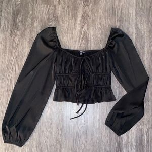 Black puff sleeve crop top